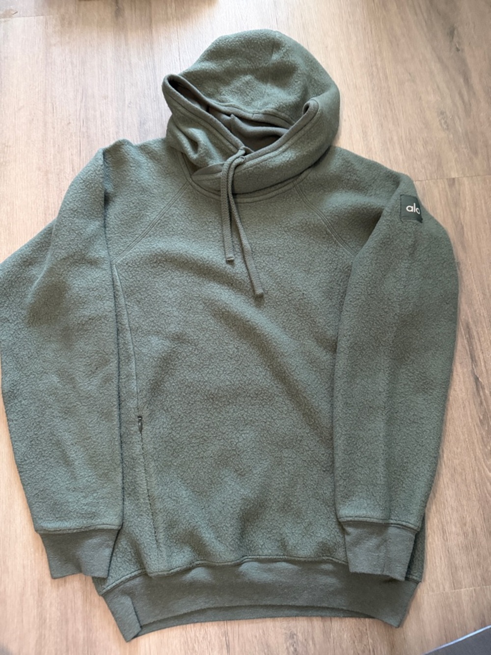 ALO Yoga Men’s Olive Green Crewneck Fleece Hoodie